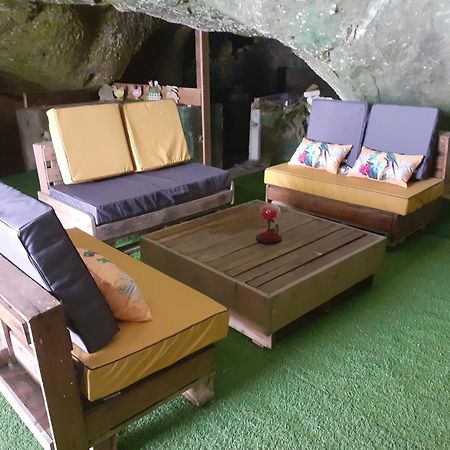 Esprit Troglo Villa Beaumont-en-Véron Екстериор снимка